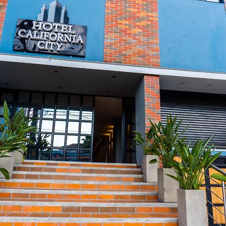 Hotel California City เมเดยิน ภายนอก รูปภาพ
