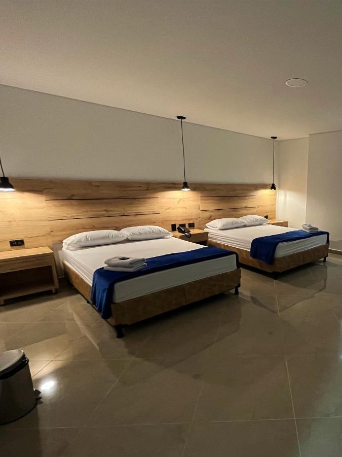 Hotel California City เมเดยิน ภายนอก รูปภาพ