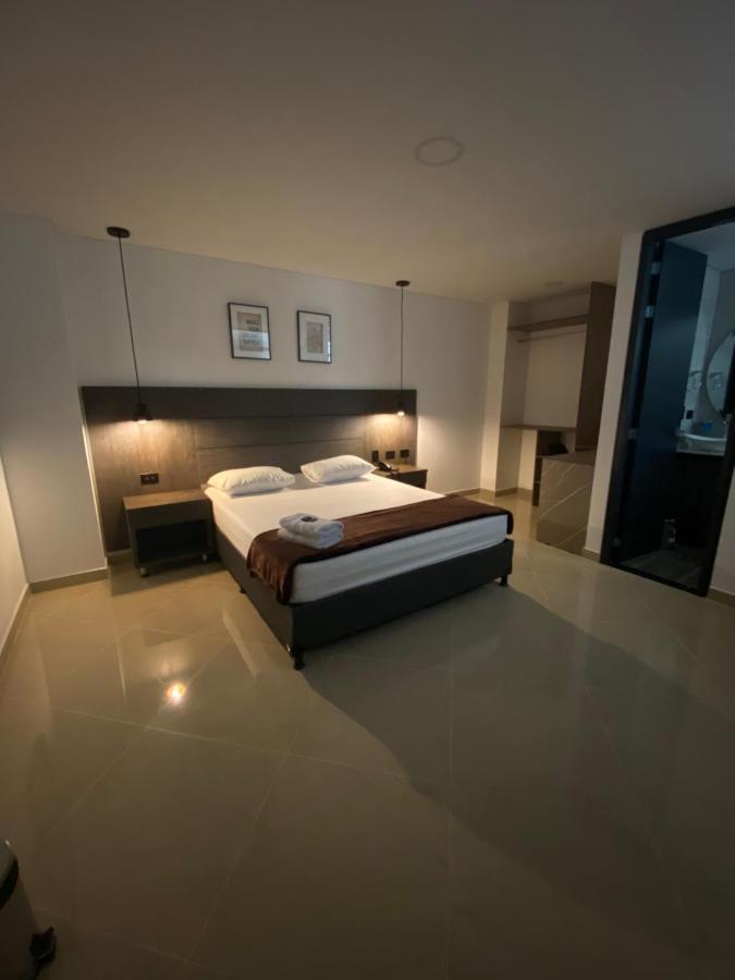 Hotel California City เมเดยิน ภายนอก รูปภาพ